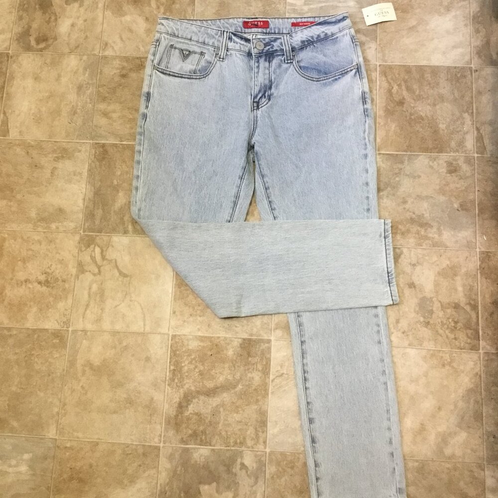 GUESS Men's Slim Tapered Jeans Denim Slim Mid Rise Pre Washed Light Blue 31X30